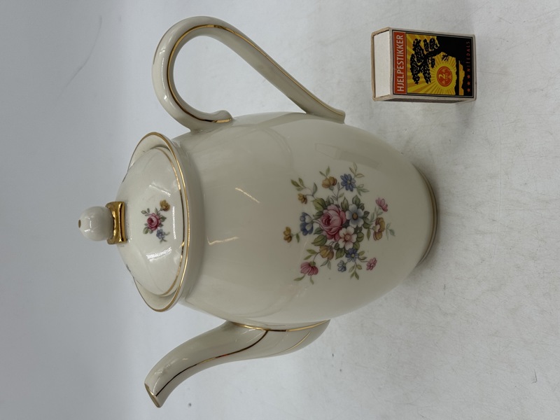 PP- Kaffekanne år 1950 med lokk