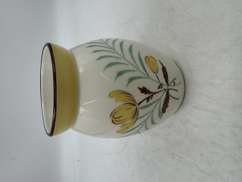 PP-Nora gulbrandsen vase modell.