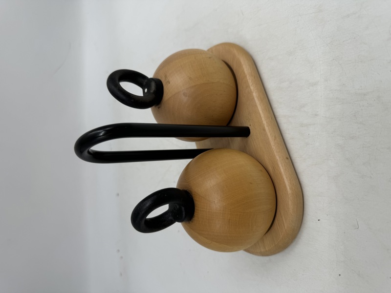 Salt og pepper kvern i tre. Dansk design.