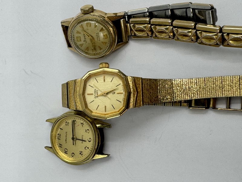 3 dame armbånds ur.