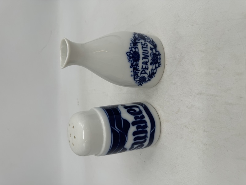 PP-Sukker drøsse. + liten peanuts vase.