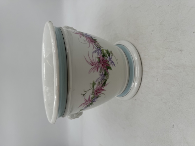 Nydelig Håndmalt Blomsterpotte