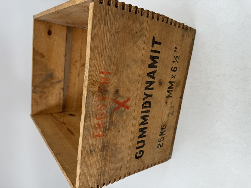 Trekasse " Gummidynamit