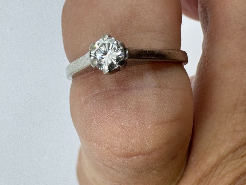 Ring i hvitgull