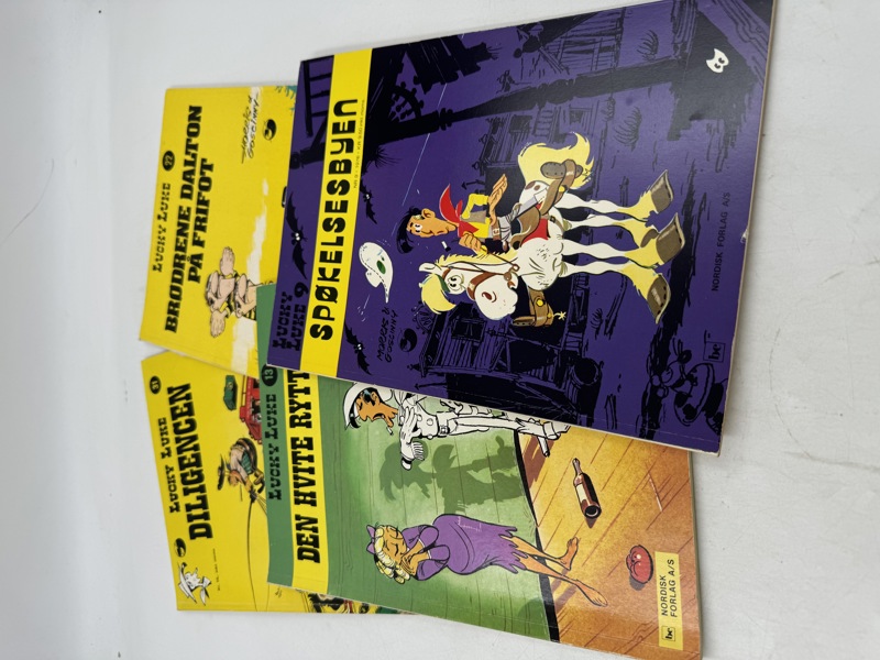 4 stk Lucky Luke Hefter