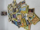 ca 210 Pokemon kort + boks