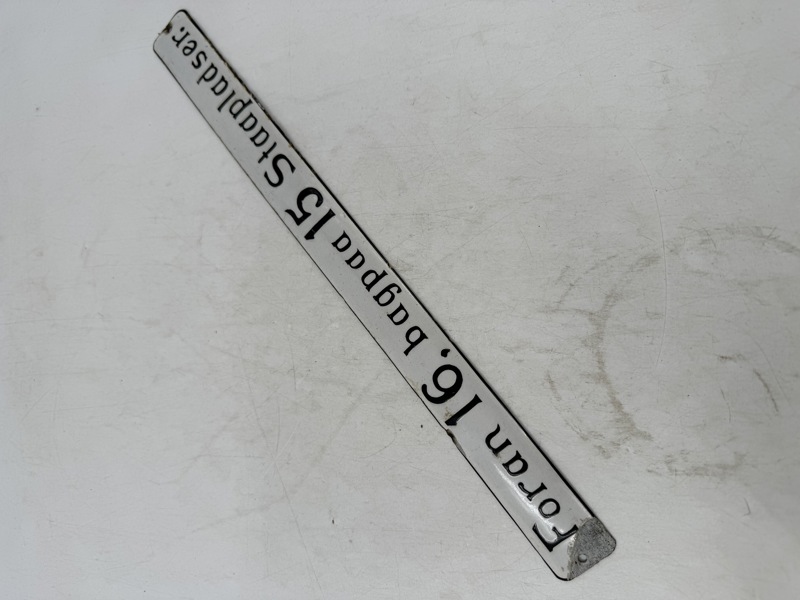 Emaljeskilt gml 1910-20 