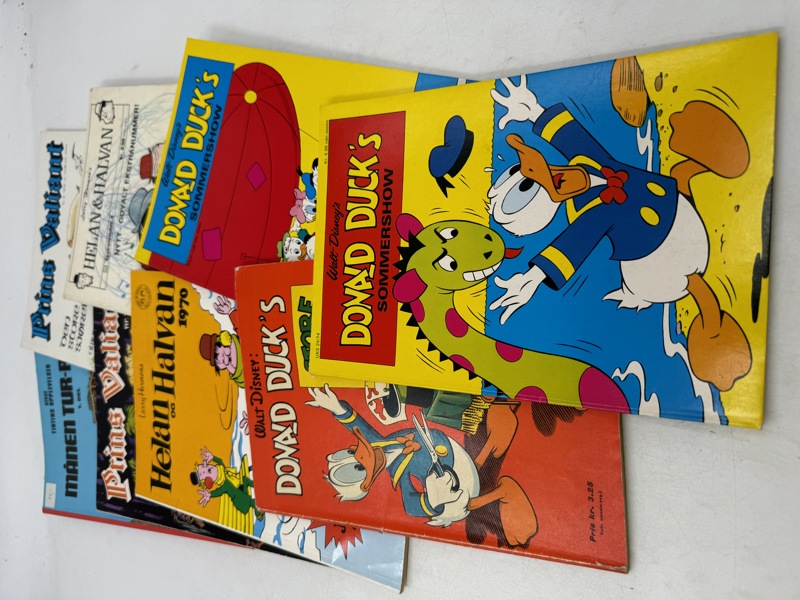 8 Gamle Tegneserier hefter