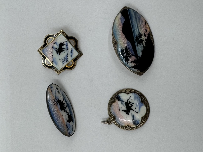 4 Smykker sølvemalje