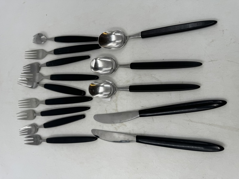 Sort Bestikk