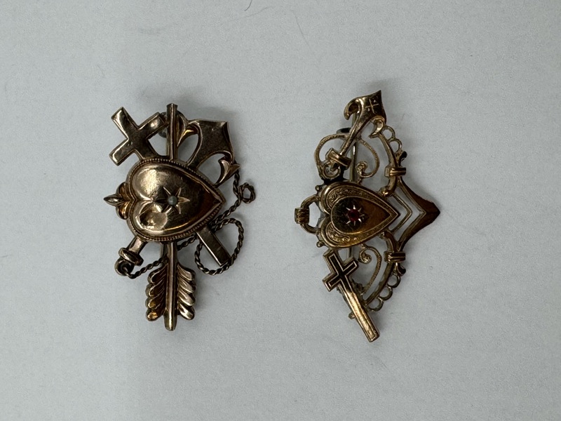 2 Nåler ( en 830 s)