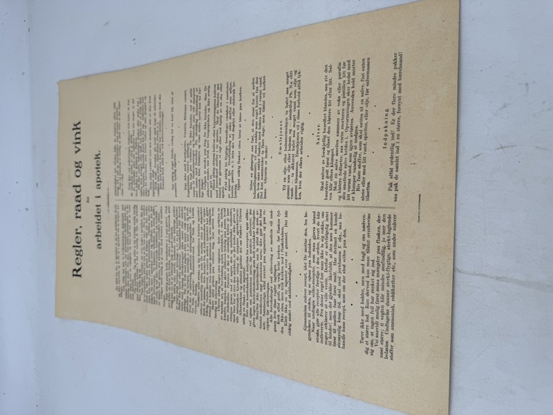 Gml Apotek Plakat 30-40 tallet