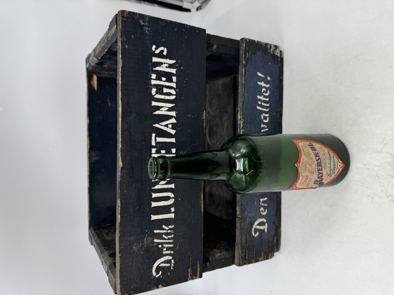 Trekasse Lundetangens + øl flaske Lundetangens bryggeri skien