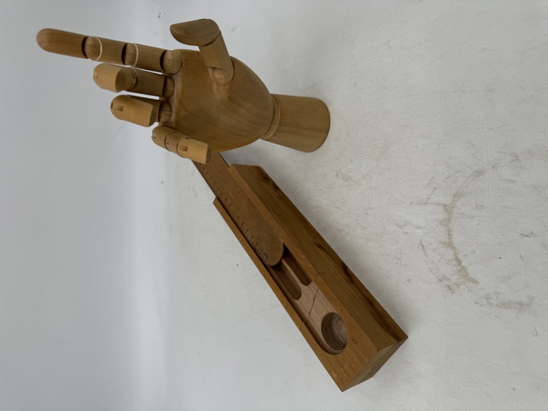 Eldre Penalhus + bevegelig Hånd