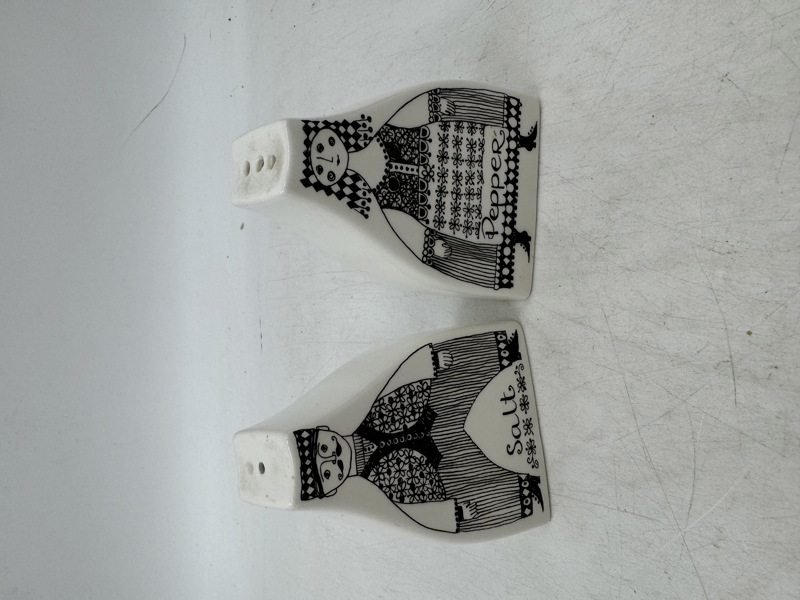 Figgjo- Salt/ Pepper