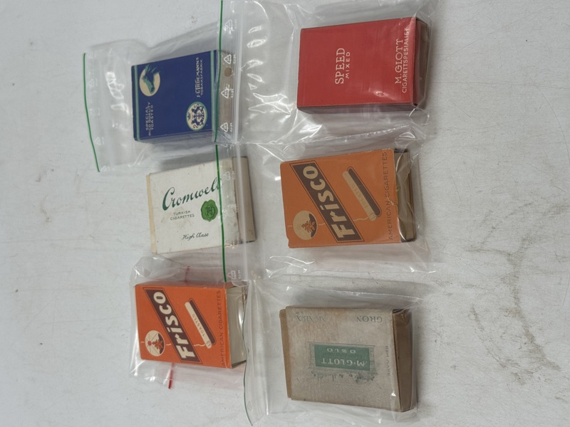 Lot nr 1 6 stk tomesker til sigaretter