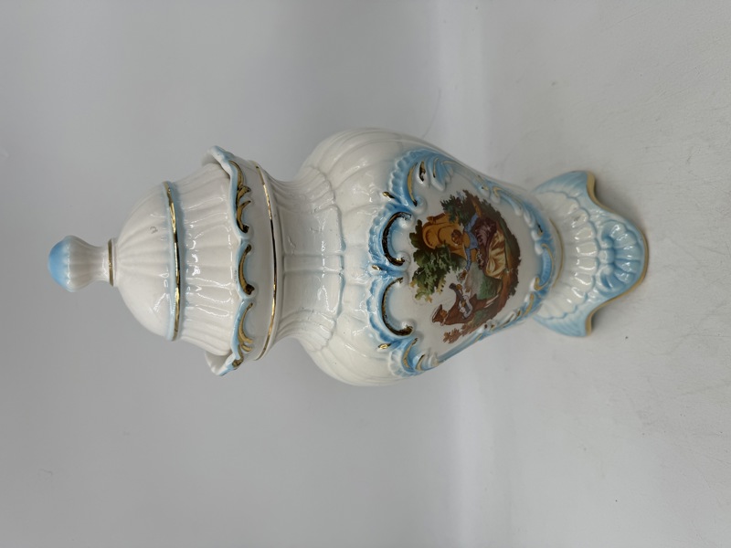 Eldre Urne m/ lokk Italia ( fint motiv)