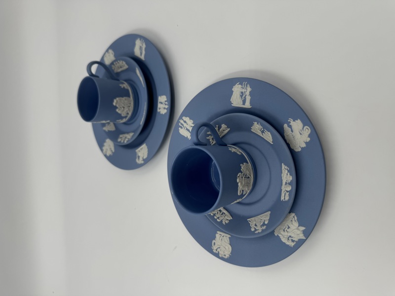 Wedgwood- 2 kopp 2 skål 2 asjett