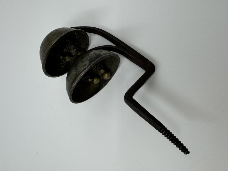 Dobbel vintage messingbjelle
