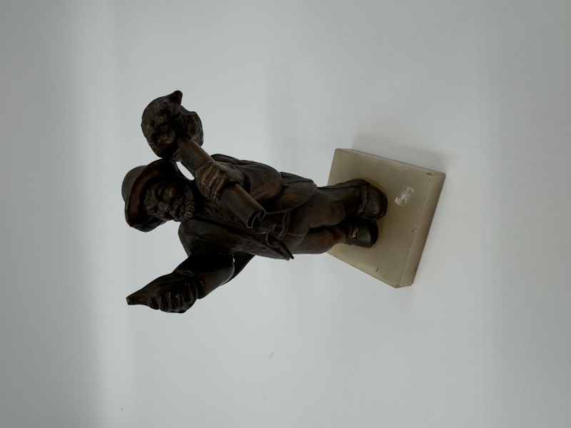 Figur/korkåpner i messing