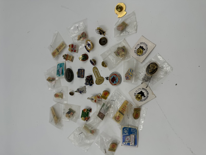 Lott med Pins etc