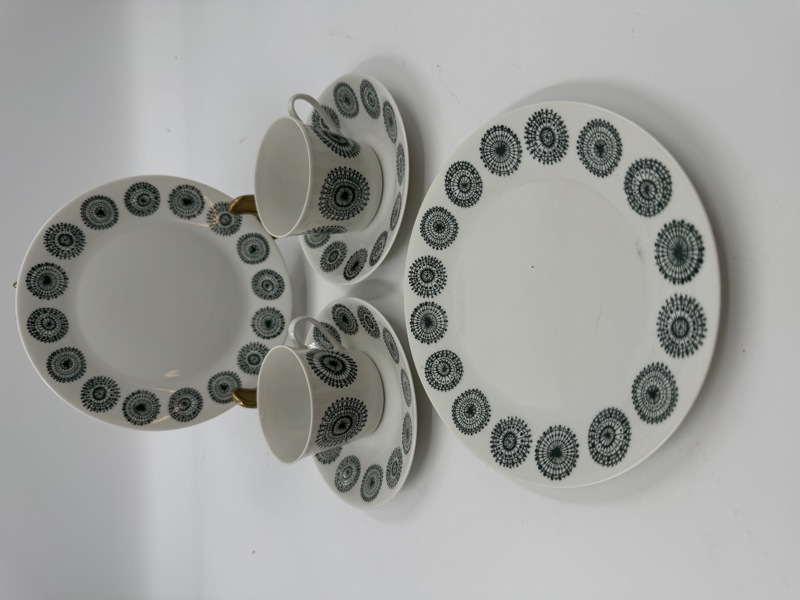 PP- 2 stk kopp/skål +2 asjett