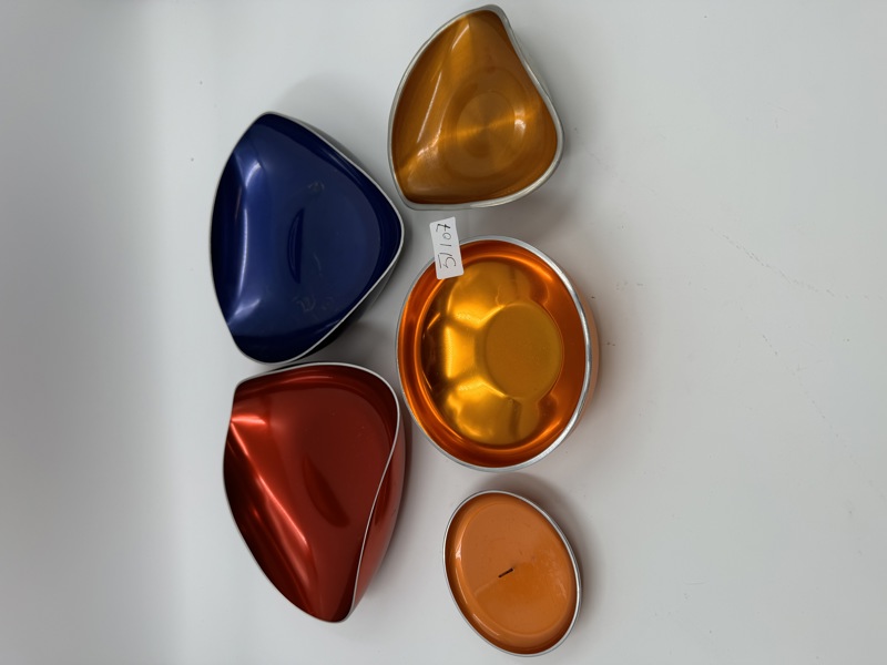 Div Emaljerte gjenstander