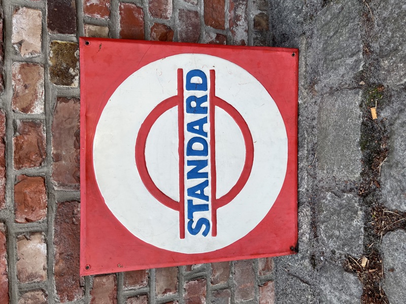 Standard skilt 1930-40 ( esso)