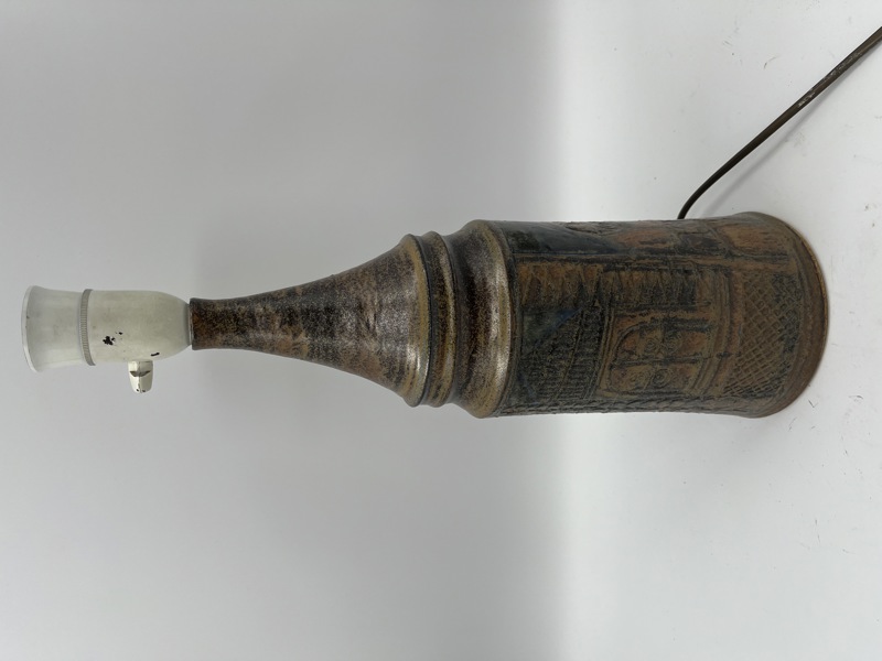 Bordlampe i keramikk ( Dagny og Finn Hald)