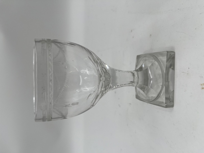 1 stk Vinglass antatt gjøvik glassverk