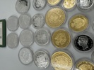 24 Minnemynter i sølv og noen gullforgylte