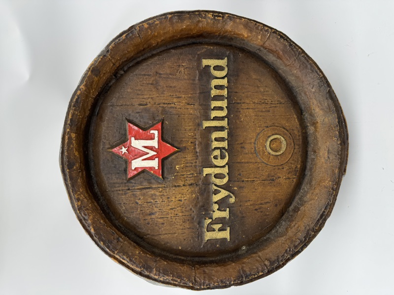 Frydenlund skilt glassfiber