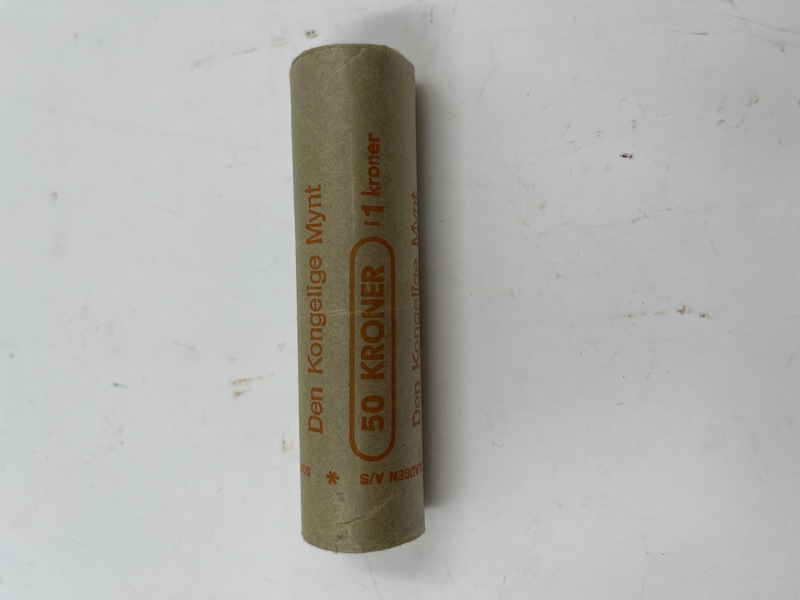 1 rull med Kroner 1976