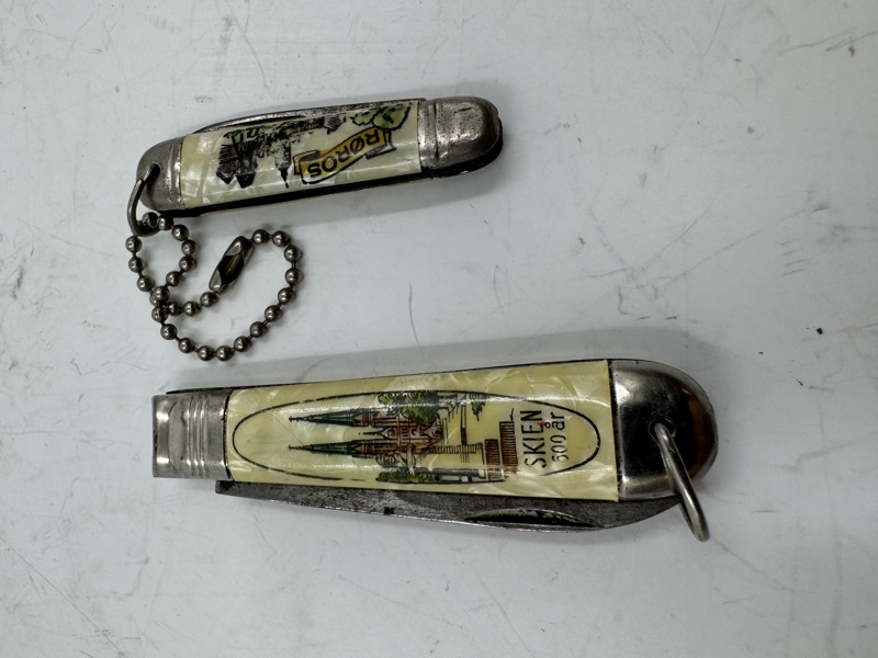 Lott 2 stk Lommekniver Røros + Skien