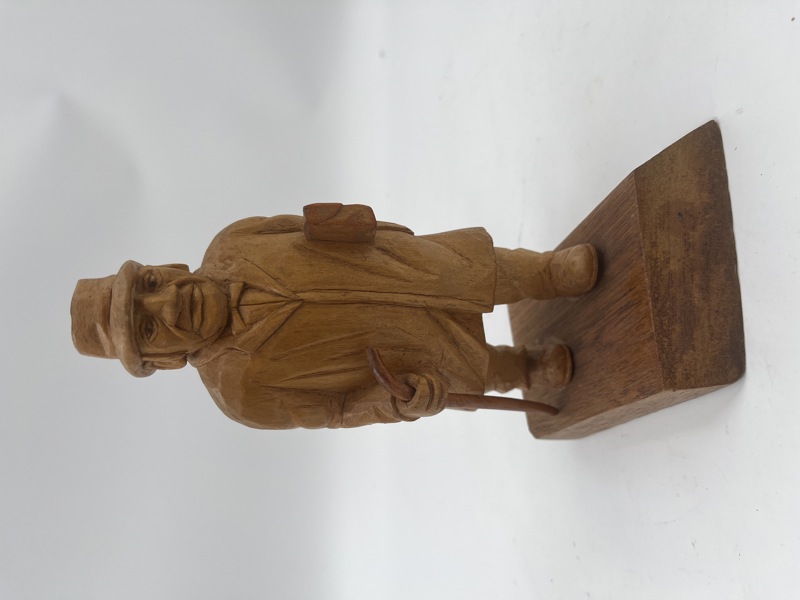 Trefigur Mann med stokk