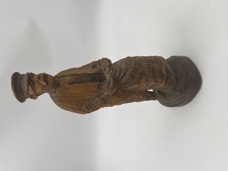 Utskjært Mann med melpose