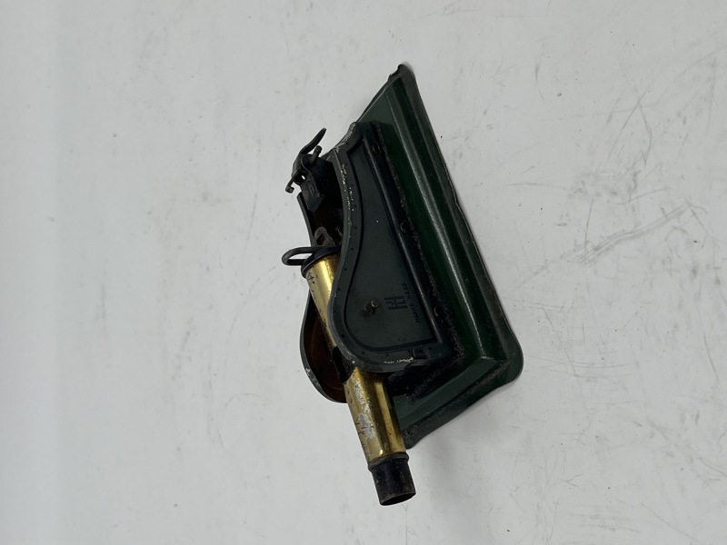 Liten Elde Kanon i blikk