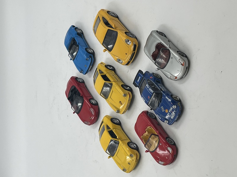 8 stk Leketøybiler Porsche