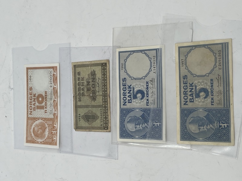 lott 4 Norske eldre seddler.