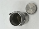 Lite aluminium spann med lokk.