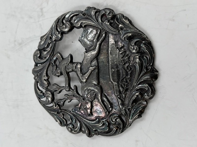 Brosje type Peer Gynt