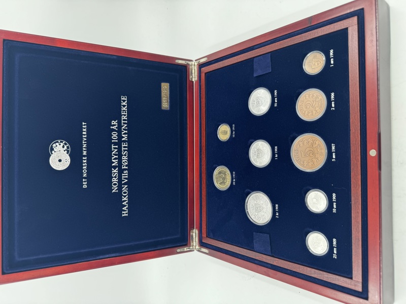 Norsk mynt 100 år haakon den 7 første myntrekke