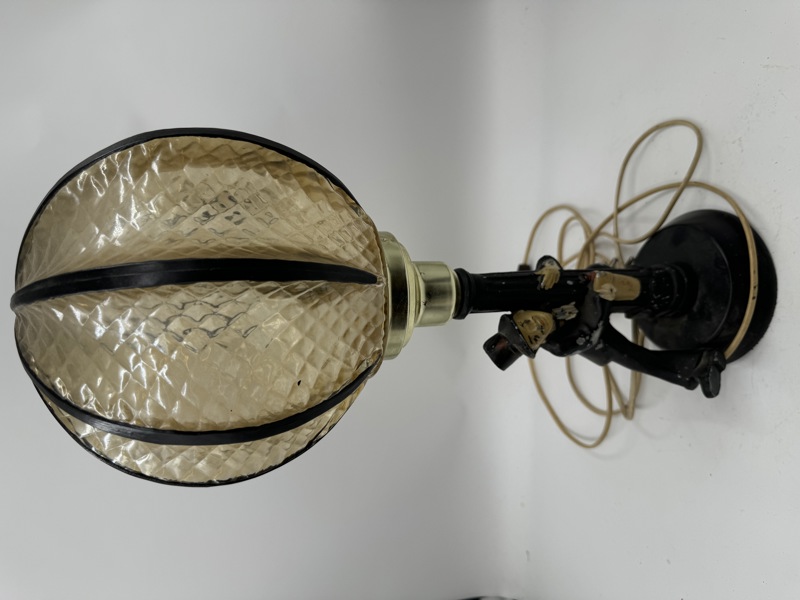 Meget artig gml lampe