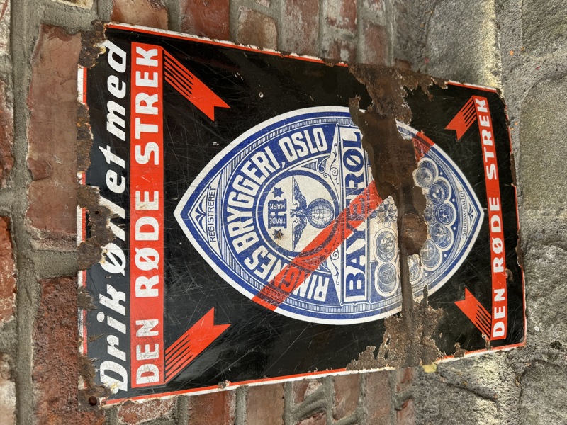 Ringnes sjeldent Emaljeskilt 20 tallet