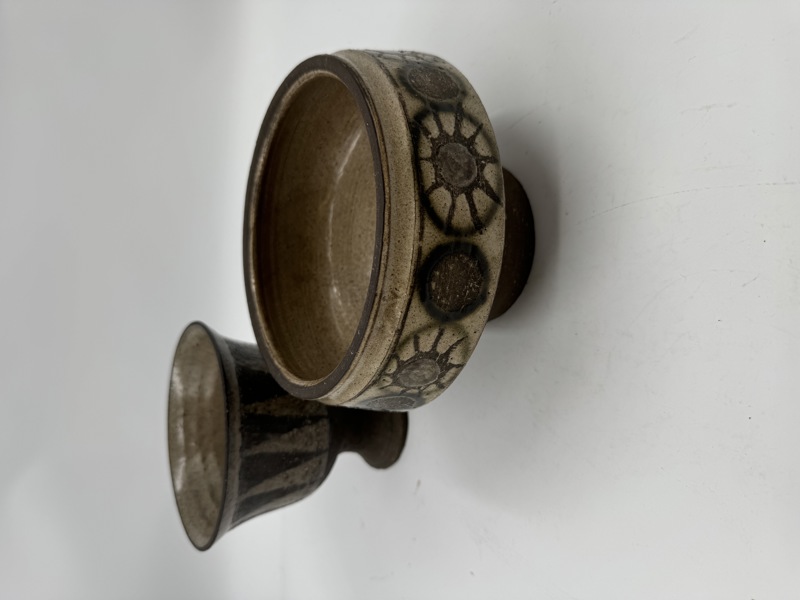 2 Vaser Alf/ Kari Rogved