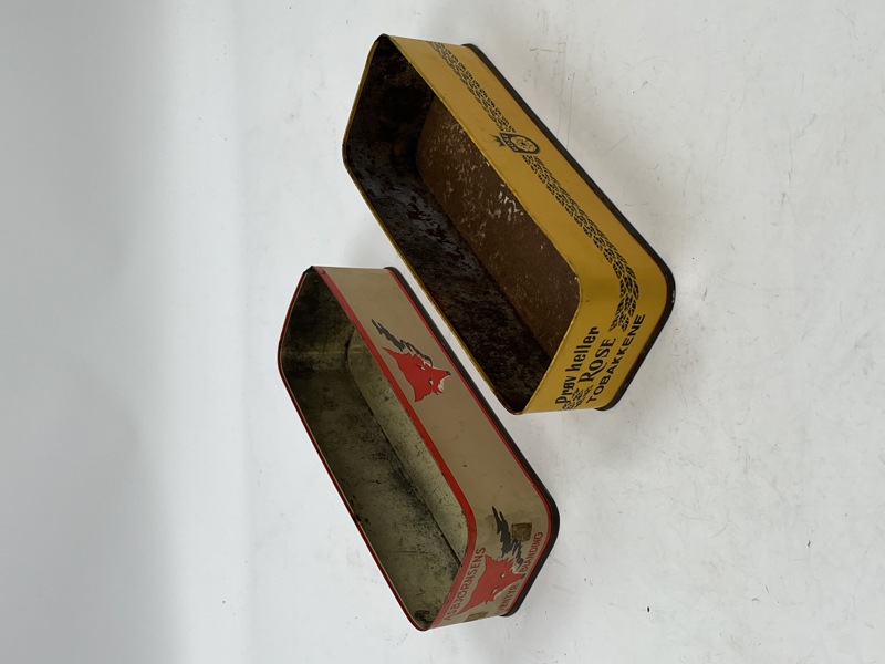 2 Boxer til Tobakk- Rose og Eventyr