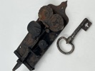 1700 talls lås m/ nøkkel