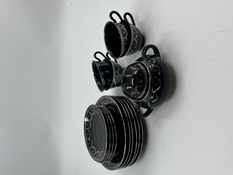 PP-Mokka serivse Nora Gulbrandsen modell.