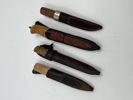 Lott 4 Kniver med slir