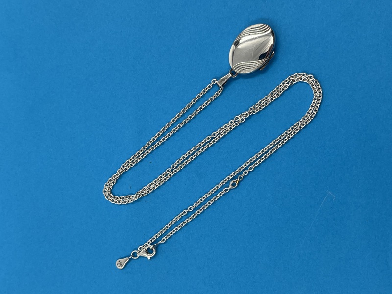 Sølv medaljon og kjede 60 cm